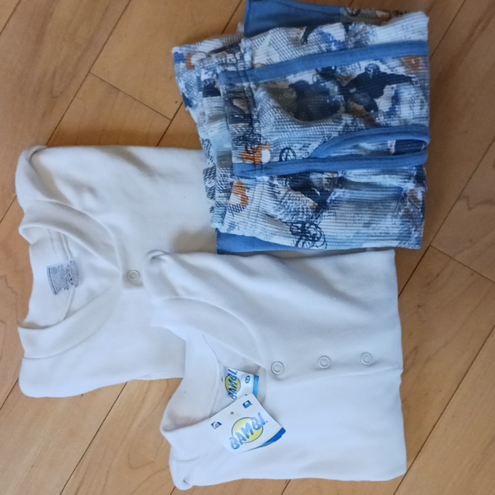 3 Children's undergarments